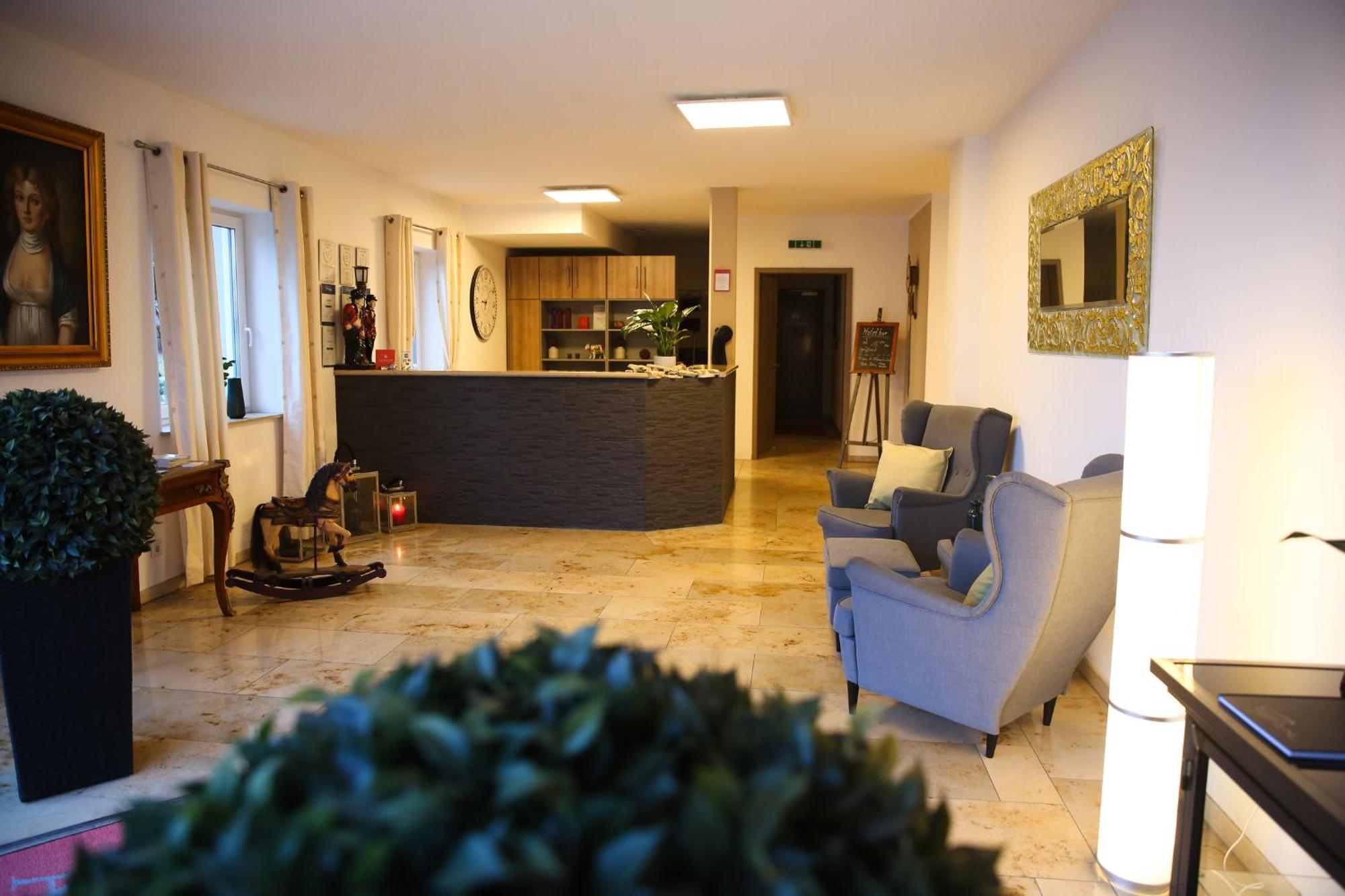 Auwald Hotel 3*